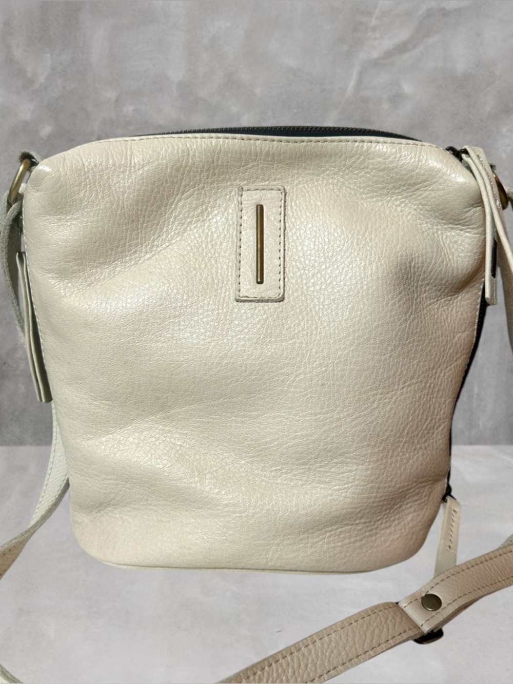 MARTA RAY WHITE SMOOTH LEATHER SHOULDER BAG